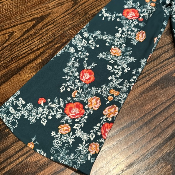 Like New Floral Print Dress - Picture 5 of 8